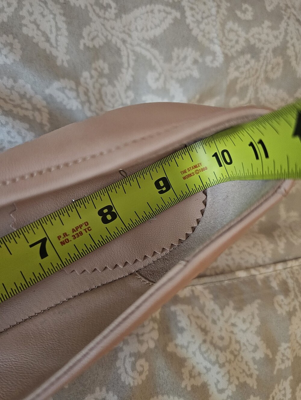 Christian Louboutin Nude Pink Bow Ballet Flats - Picture 5 of 5